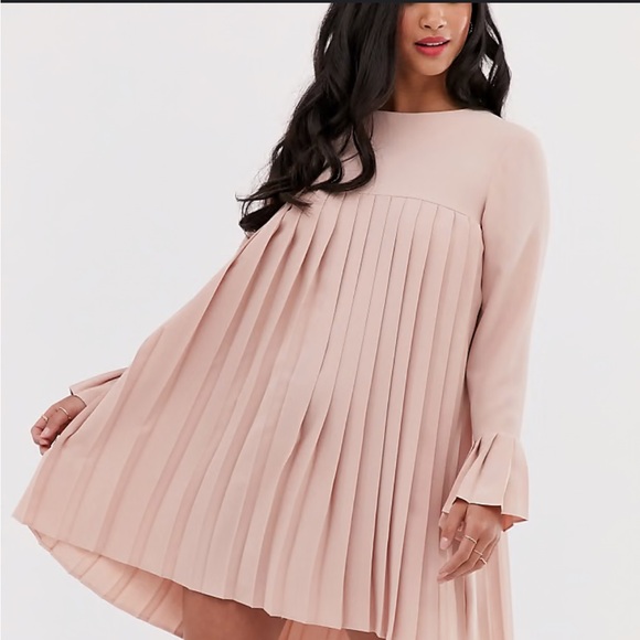 ASOS Elegant Light Pink‎ Blush Pleated Long Sleeve Dress, Size 8 - Picture 1 of 9